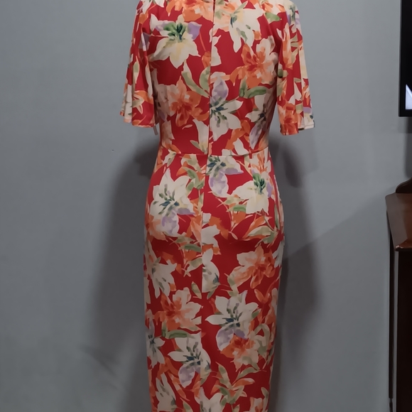 Maggy London Floral Faux wrap dress size 6 - Picture 6 of 6
